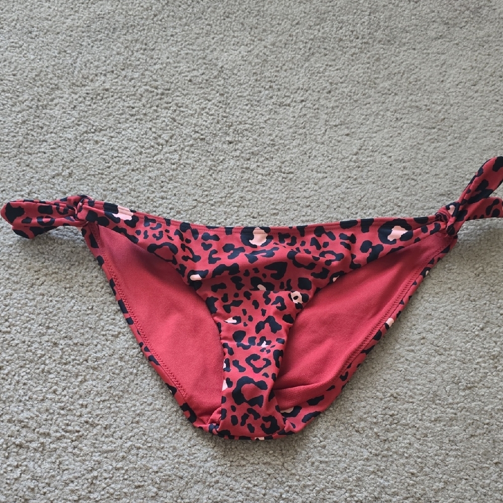 Hollister Red and Black Patterned Bikini Bottom